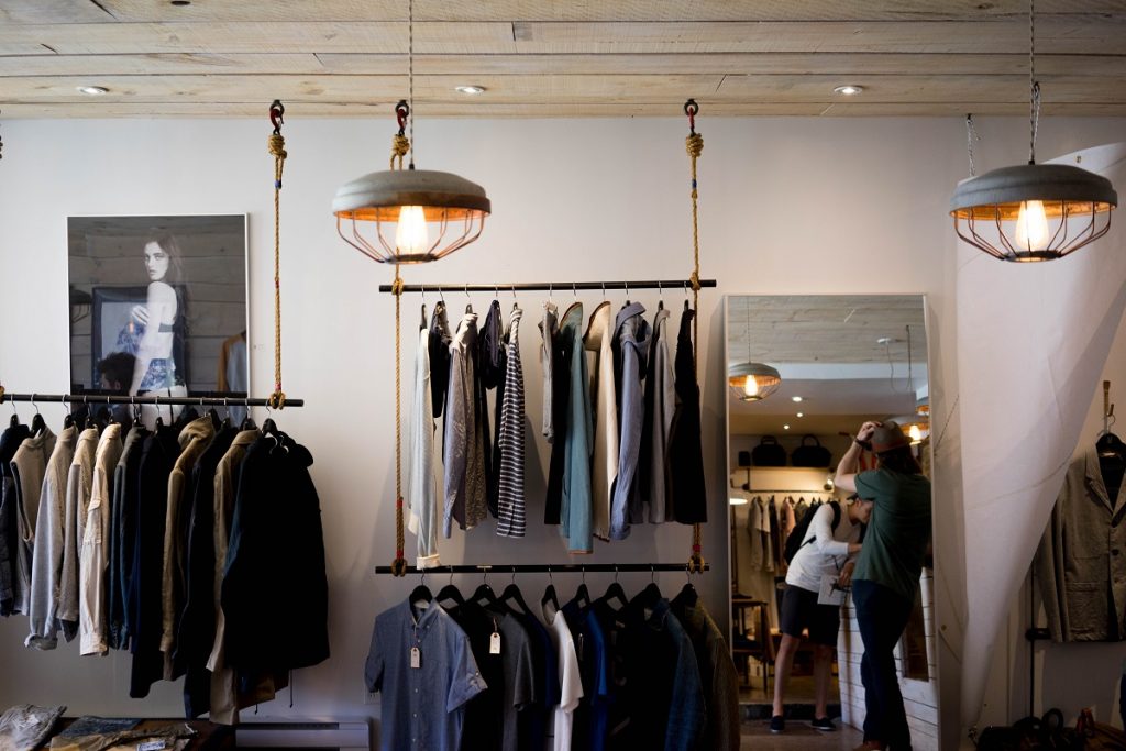 Retail store for clothings